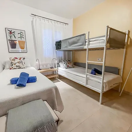 With Pool Near Burriana Beach, ネルハ