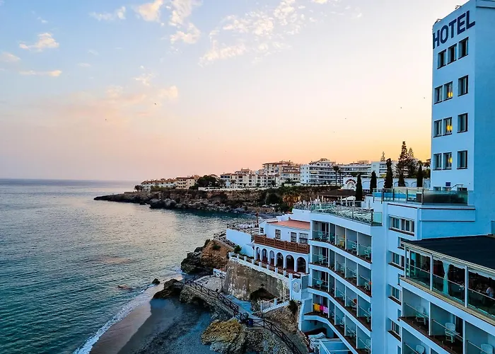 With Pool Near Burriana Beach, Апартаменты *