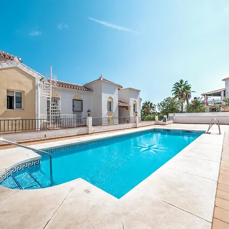 With Pool Near Burriana Beach, Daire